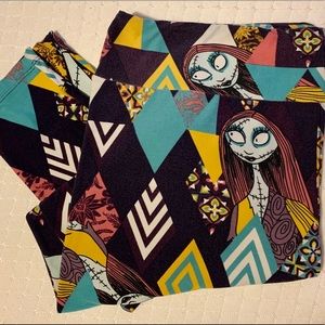 TC2 LulaRoe Disney leggings